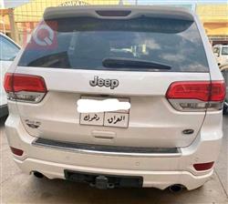 جیپ گراند شیرۆکی